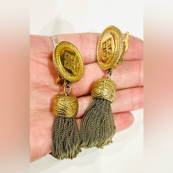 RARE VINTAGE Givenchy Paris Large Tassel Dangle Clip-on Earrings Vintage Jewelry - Picture 3 of 8